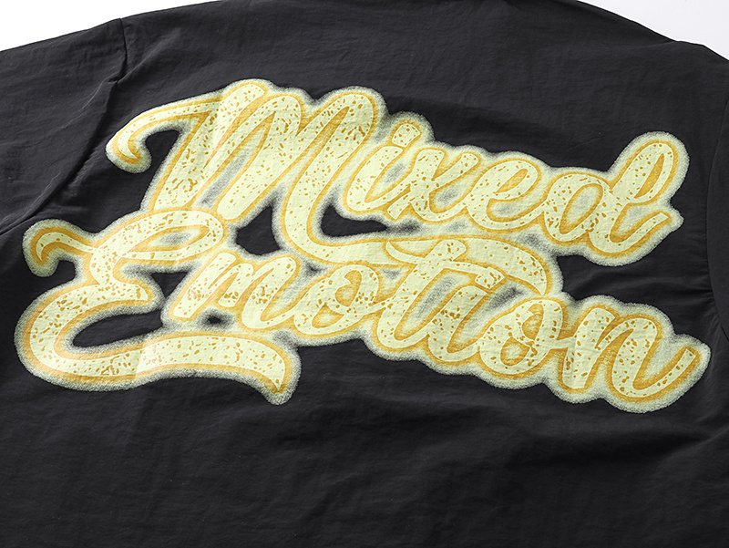 MIXED EMOTION Angel Graphic Zip-Front Short-Sleeve Shirt