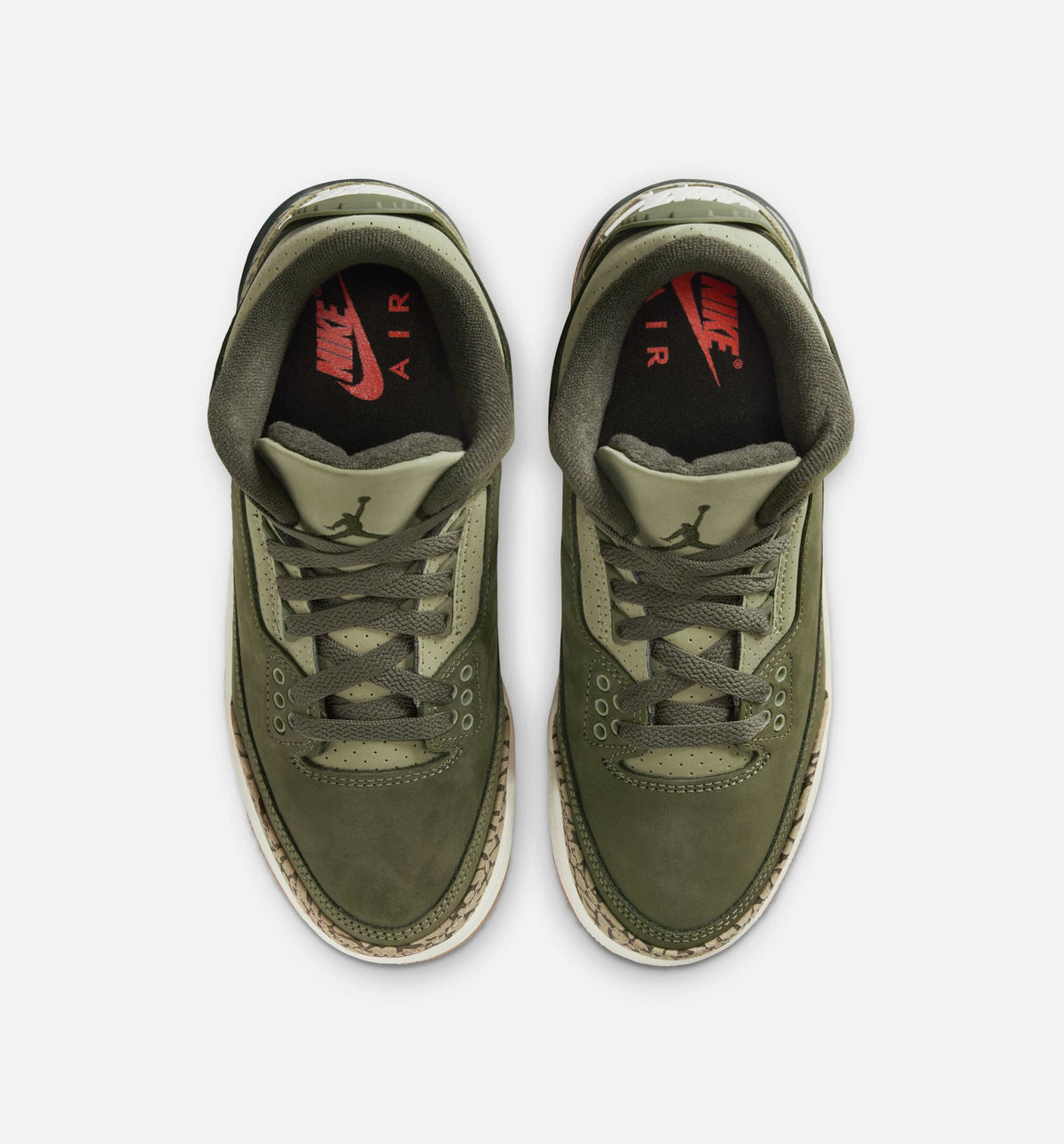 Air Jordan 3 Retro Medium Olive | Grade School Lifestyle Shoe | Medium Olive/Sequoia/Light Olive/Sail