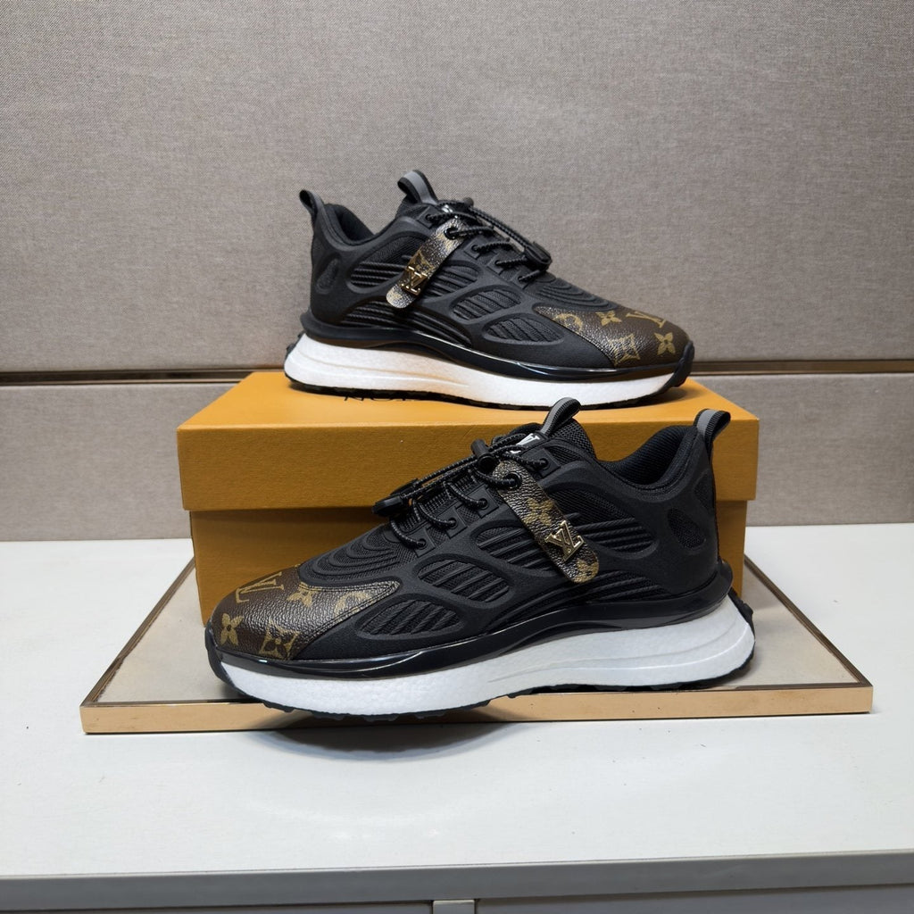Louis Vuitton Men's Patterned Low-Top Sneakers - Mesh Lining