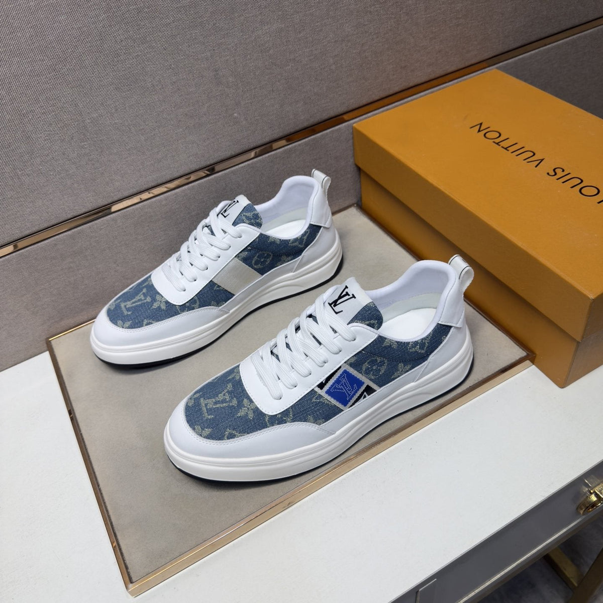 Louis Vuitton Patterned Low-Top Sneakers